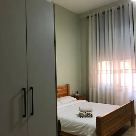 Agroni Rooms-21 Tirana Esterno foto