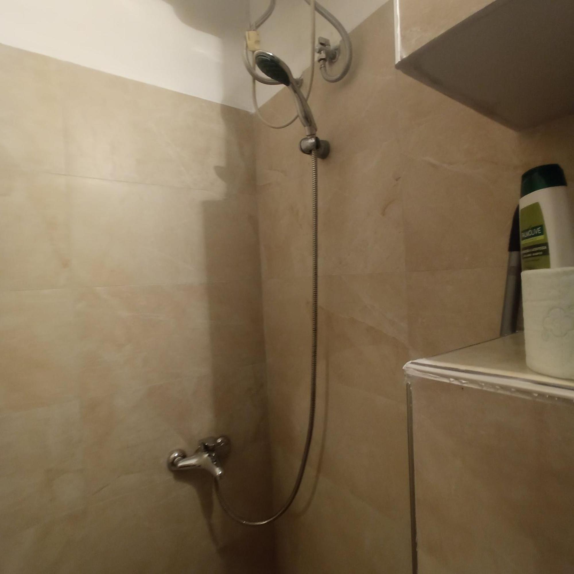Agroni Rooms-21